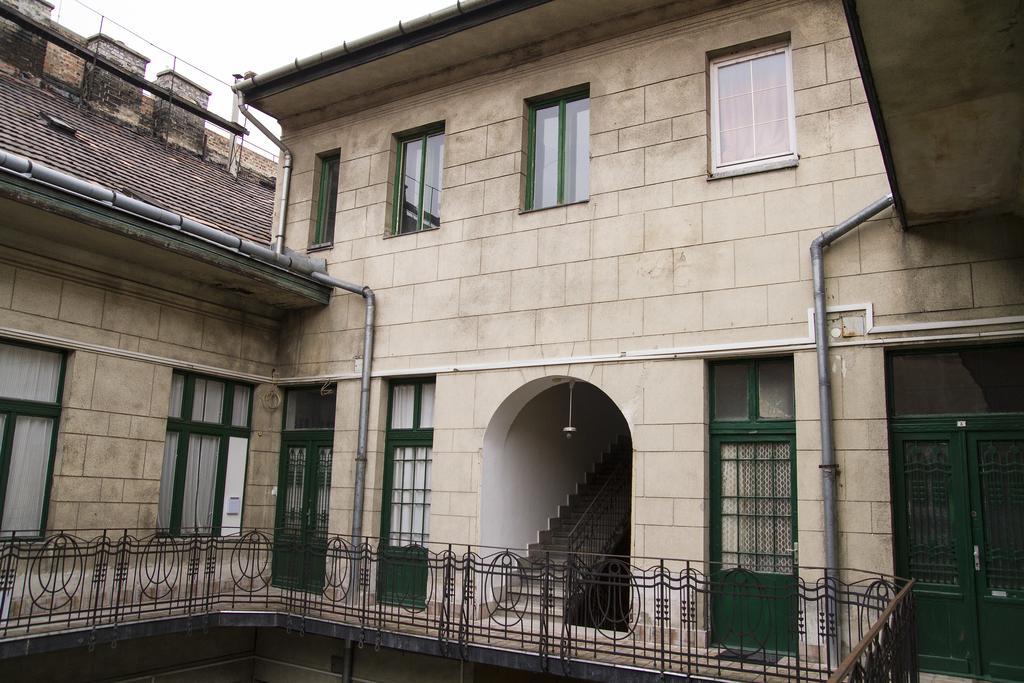 Somogyi Apartman Budapest Ngoại thất bức ảnh